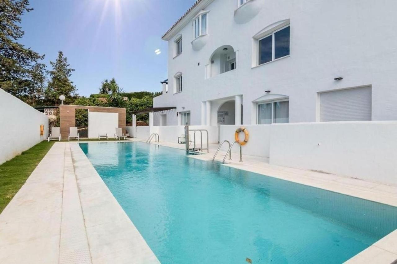 Increible Bajo Con Jardin Y Piscina - Puerto Banus Appartamento *
